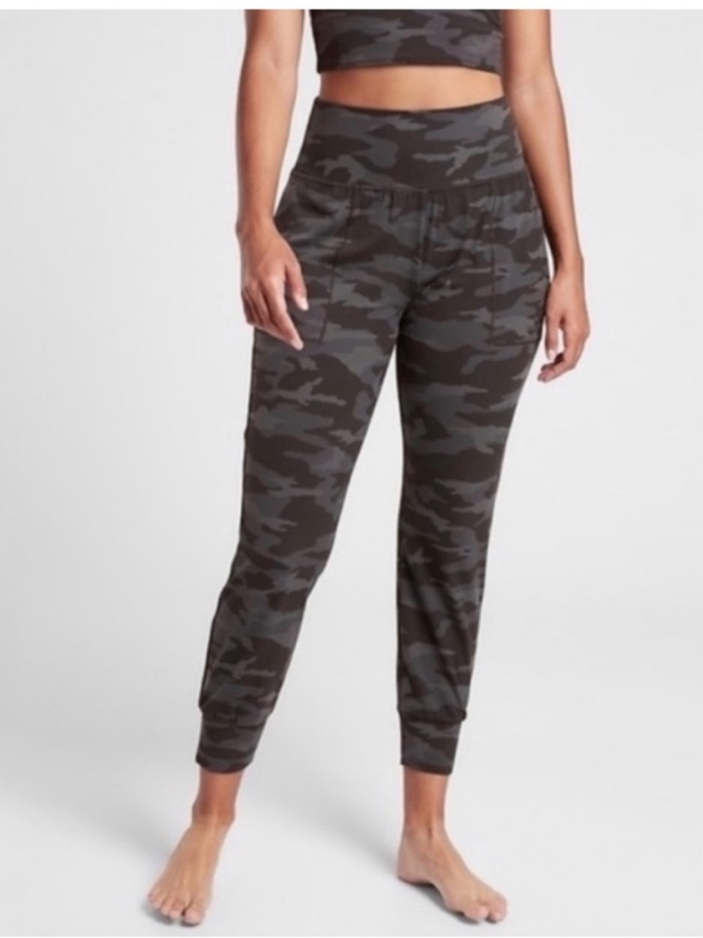 Athleta SALUTATION CAMO‎ JOGGER